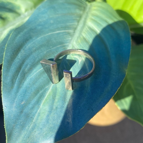 Geometric Silver Ring - Picture 3 of 4